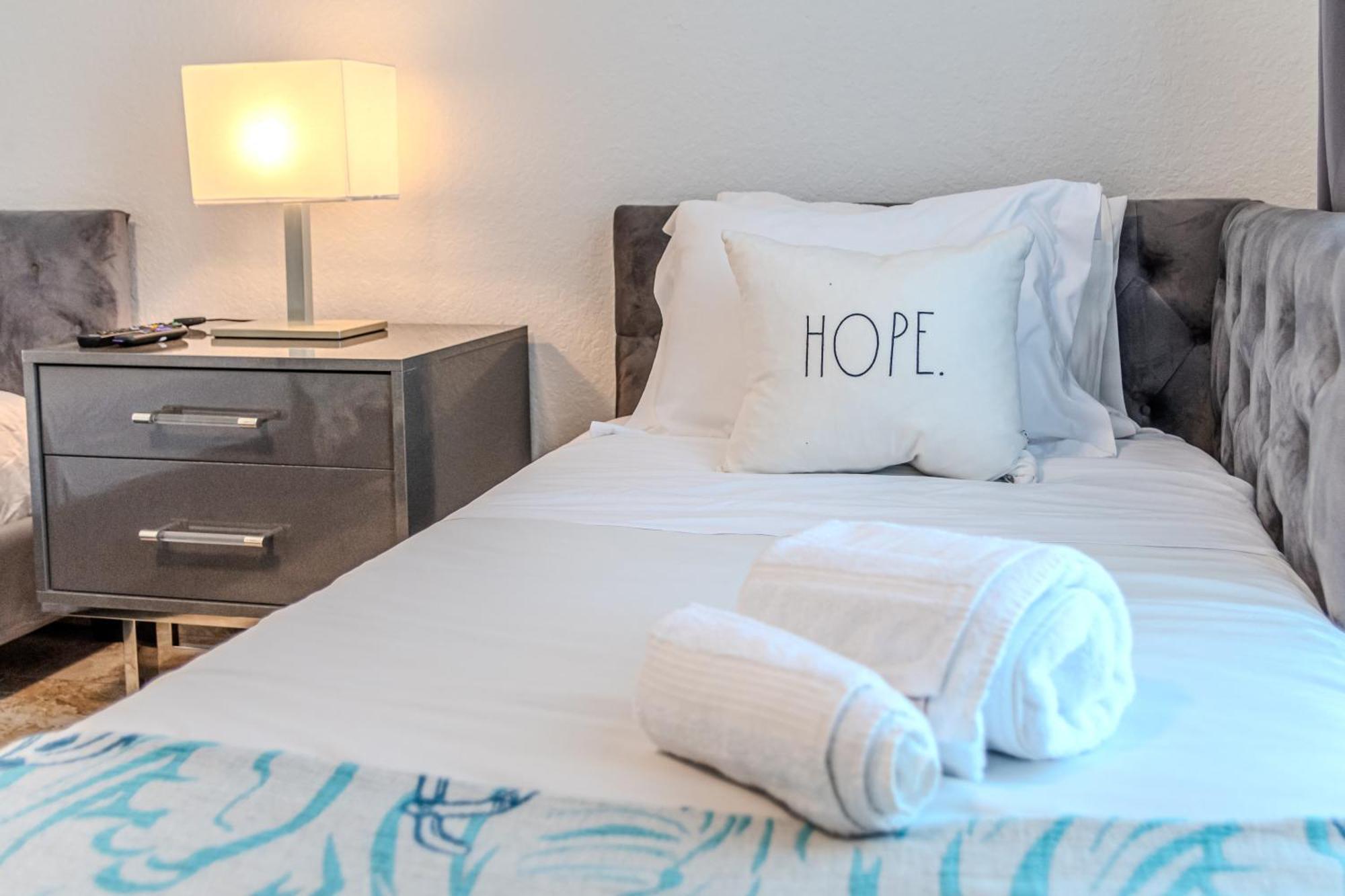 Apartment 3 Bedroom In Tuscana Resort , 15" From Disney Kissimmee Extérieur photo