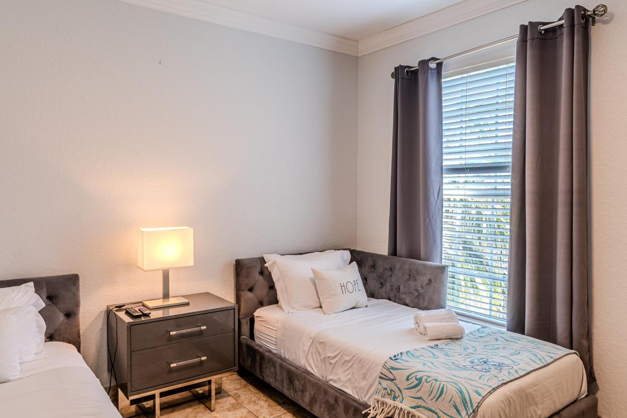 Apartment 3 Bedroom In Tuscana Resort , 15" From Disney Kissimmee Extérieur photo